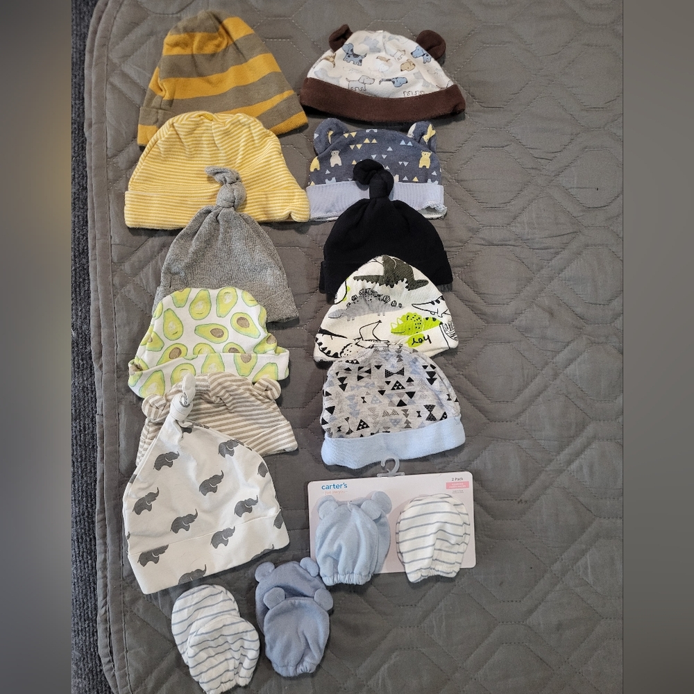 Assorted NEWBORN Baby BOY Clothing Bundle - Picture 10 of 11